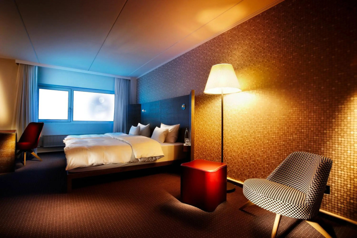 Отель Pentahotel Reading