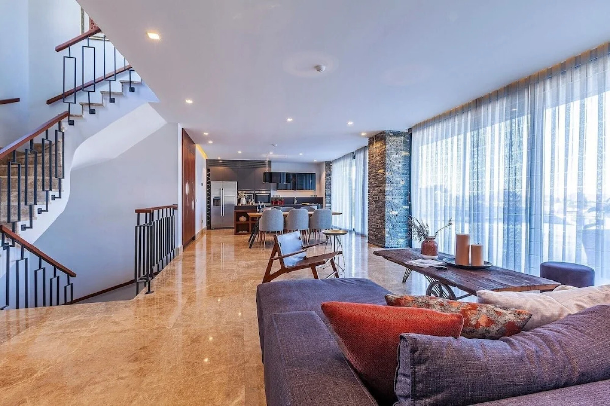 7 Deluxe - Seductive Style and Serenity