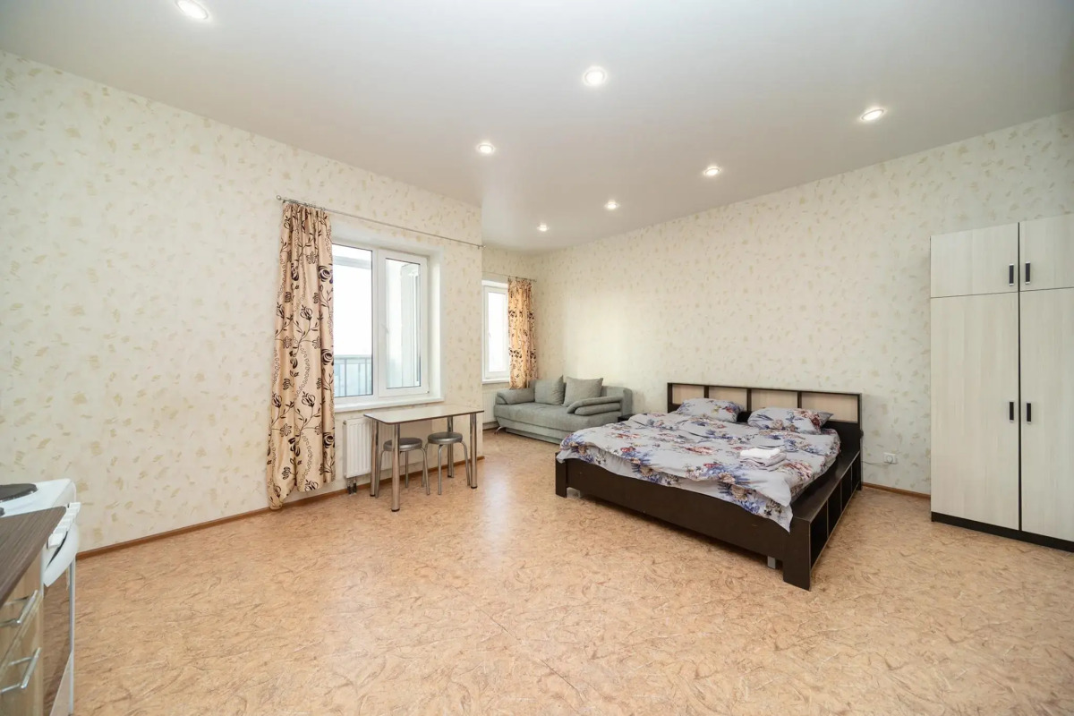 К энд К Апартментс на улице Крылова 17