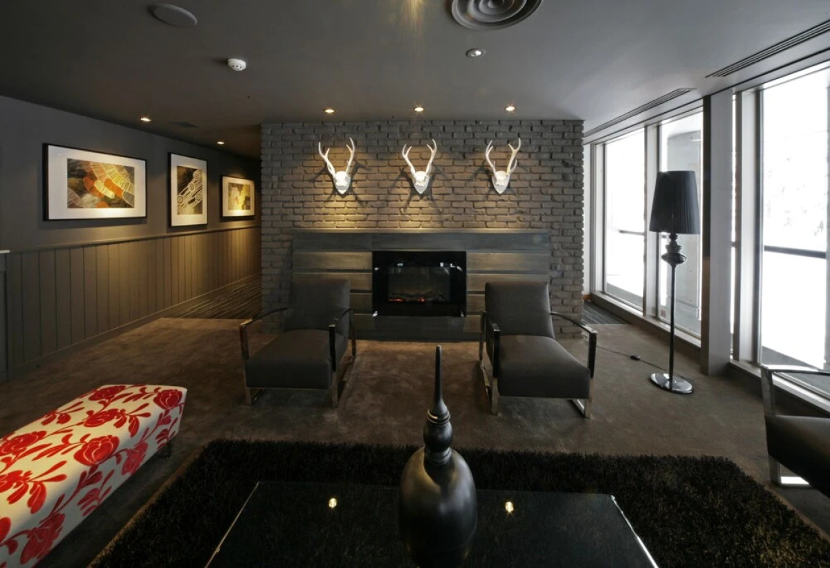 The Ridge Hotel & Apartments