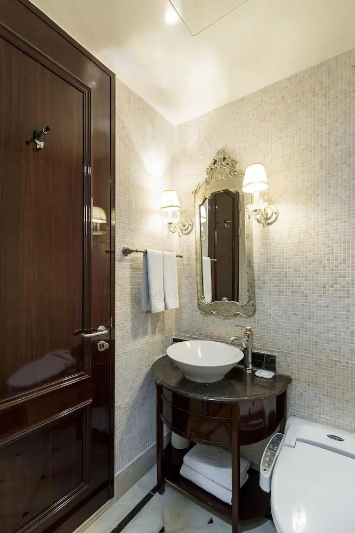 Hotel ArtnouveauSeocho