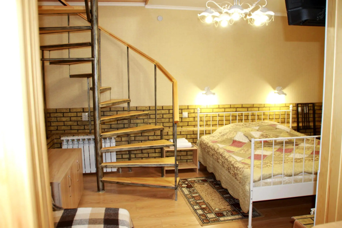 Апартаменты на улице Ермолова 4