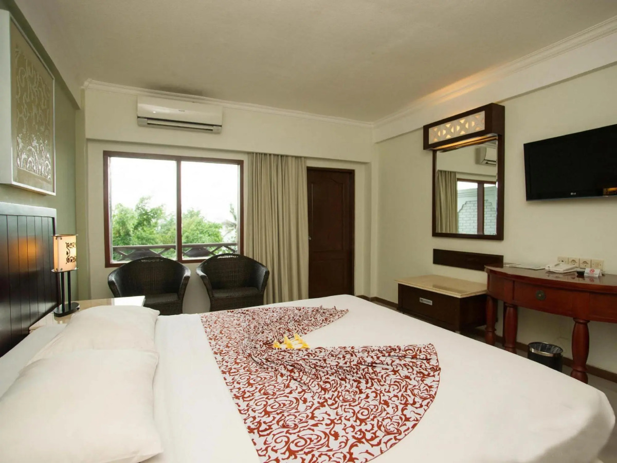 Kuta One Party Hotel