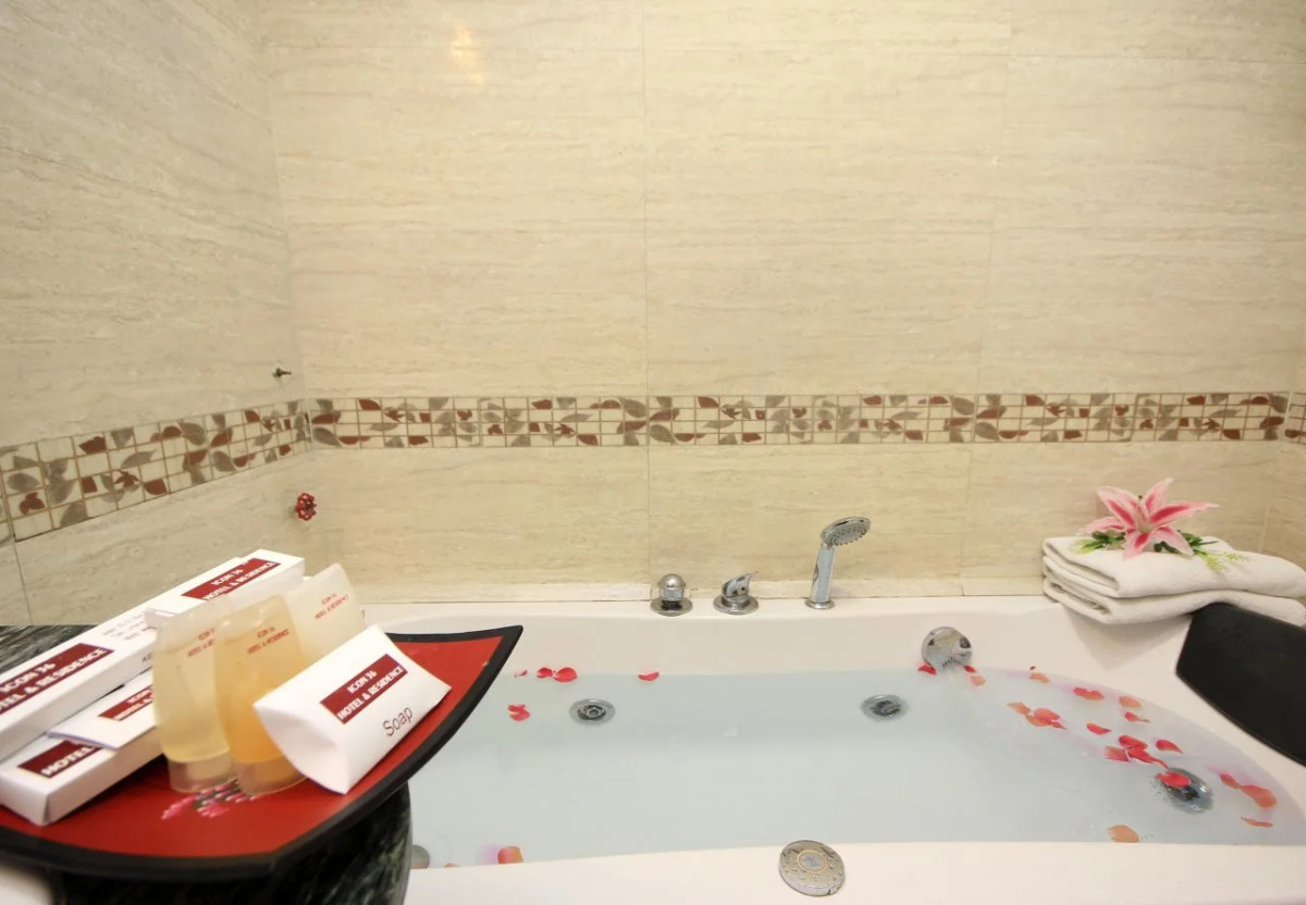 Romantique Hotel De Hanoi