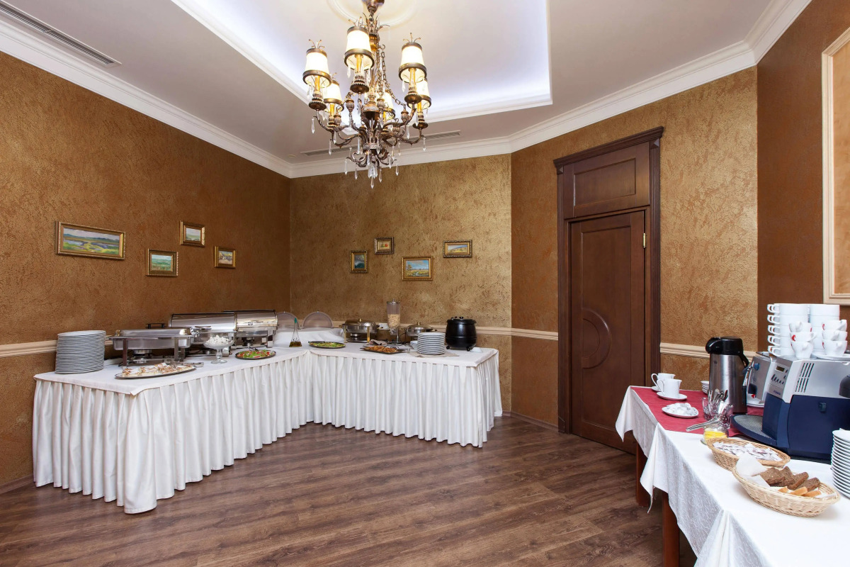 Отель «Александровский»