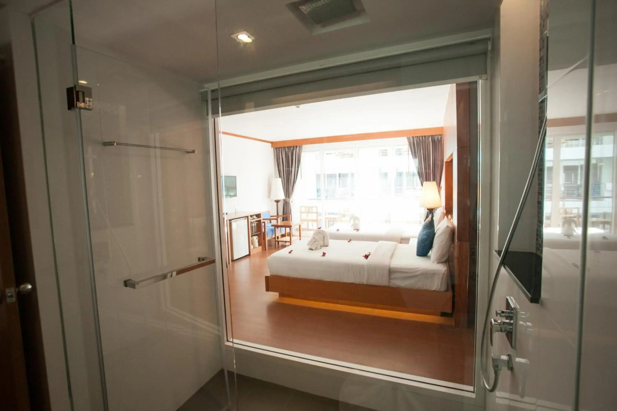 Phi Phi Harbour View Hotel