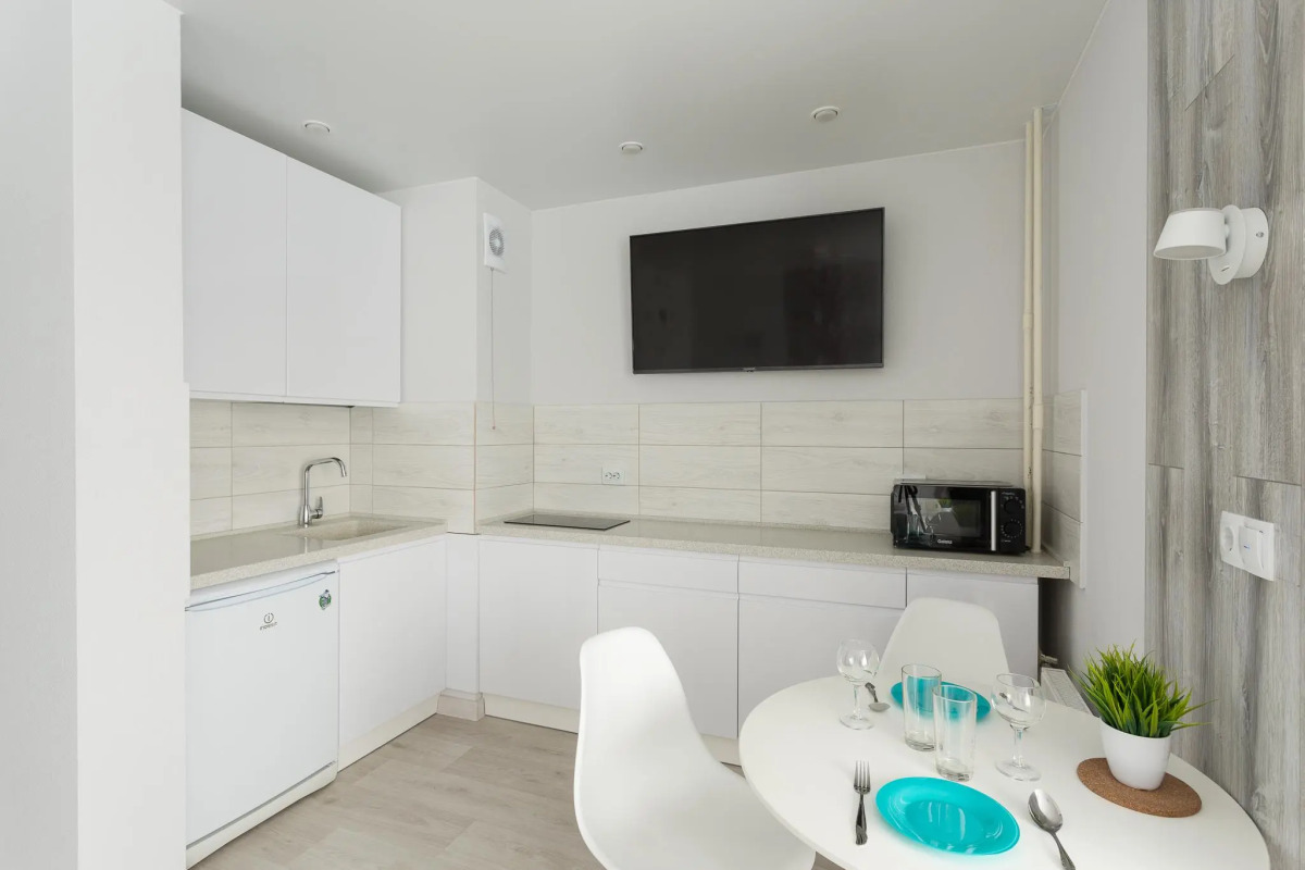 Две Подушки в микрорайоне Зеленый город 4