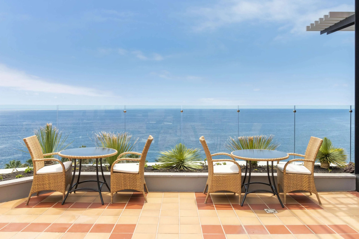 Отель Royal Savoy