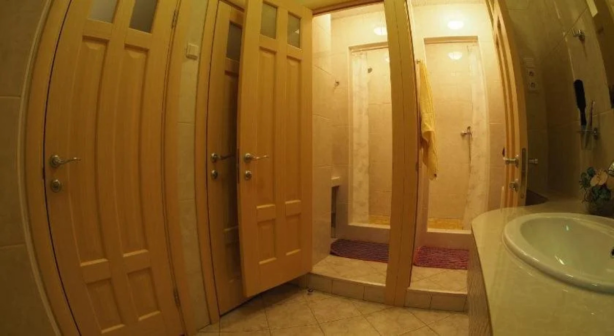 Штраус Хаус