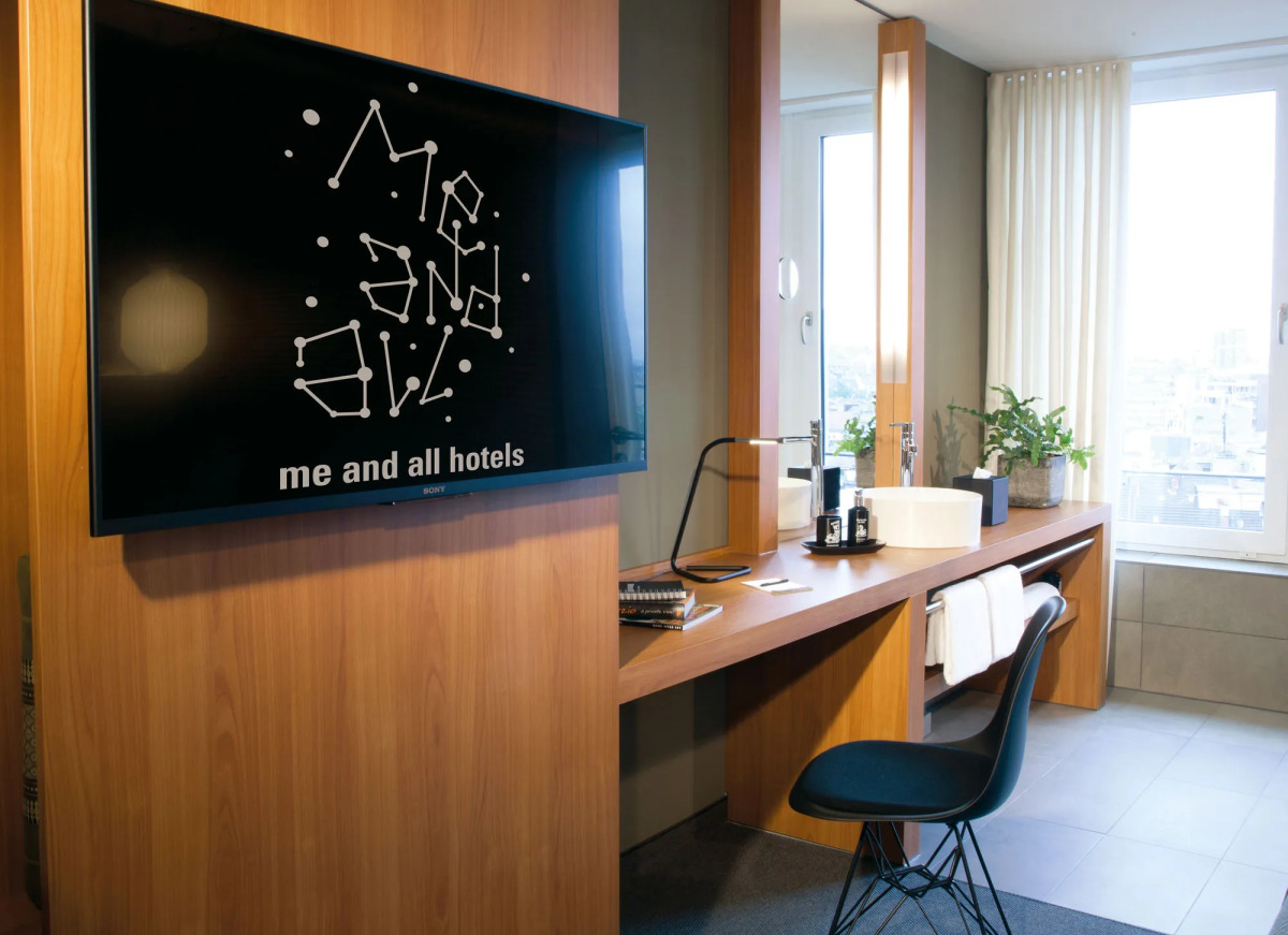 Me and All Hotel Dusseldorf, by Hyatt