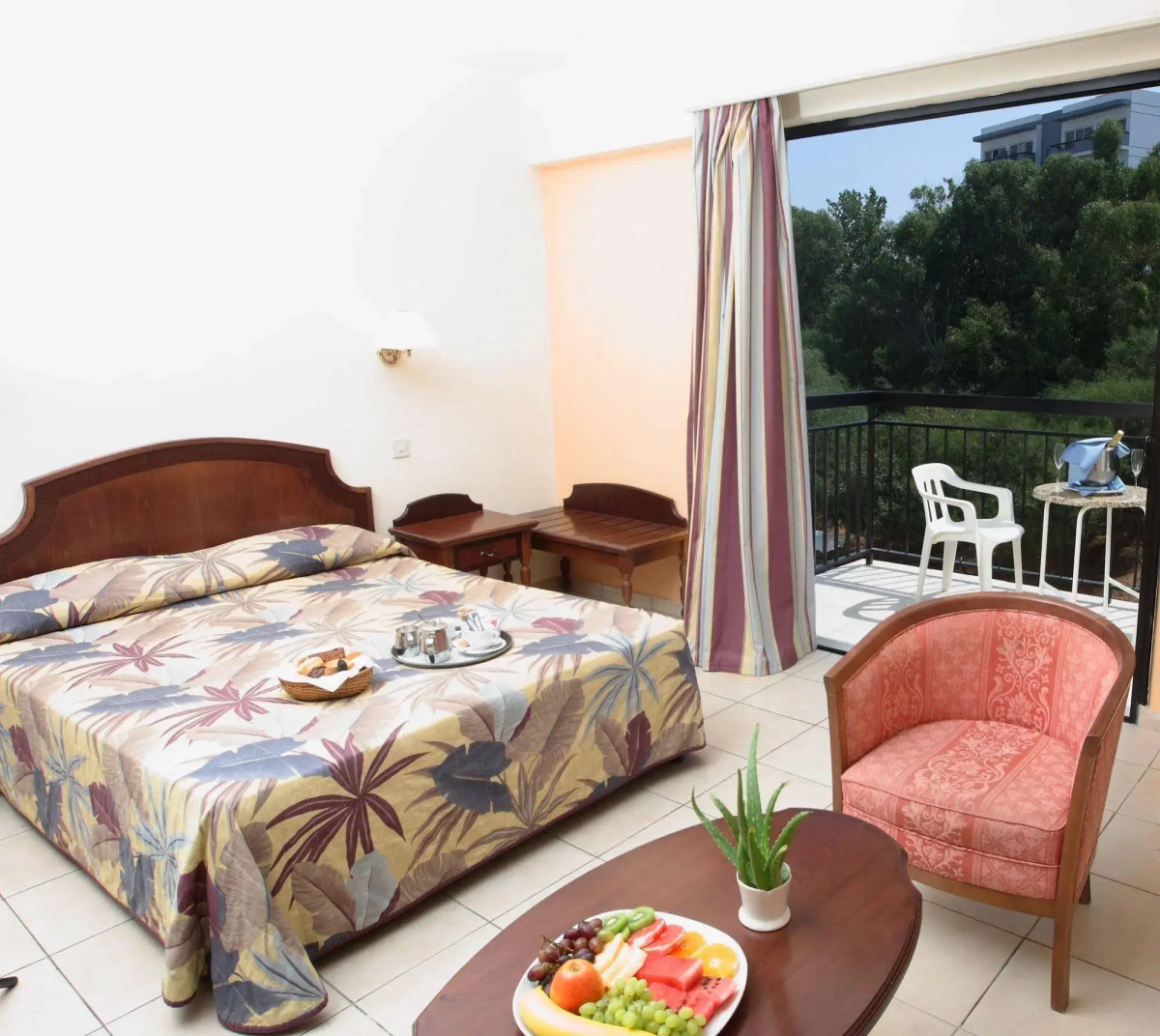 Tsokkos Gardens Hotel & Apartments