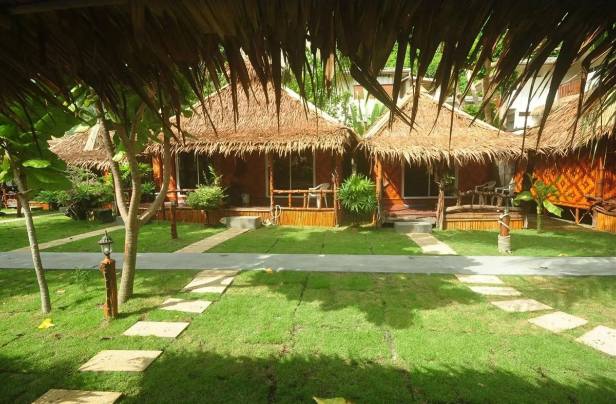 Phi Phi Nice Beach Resort