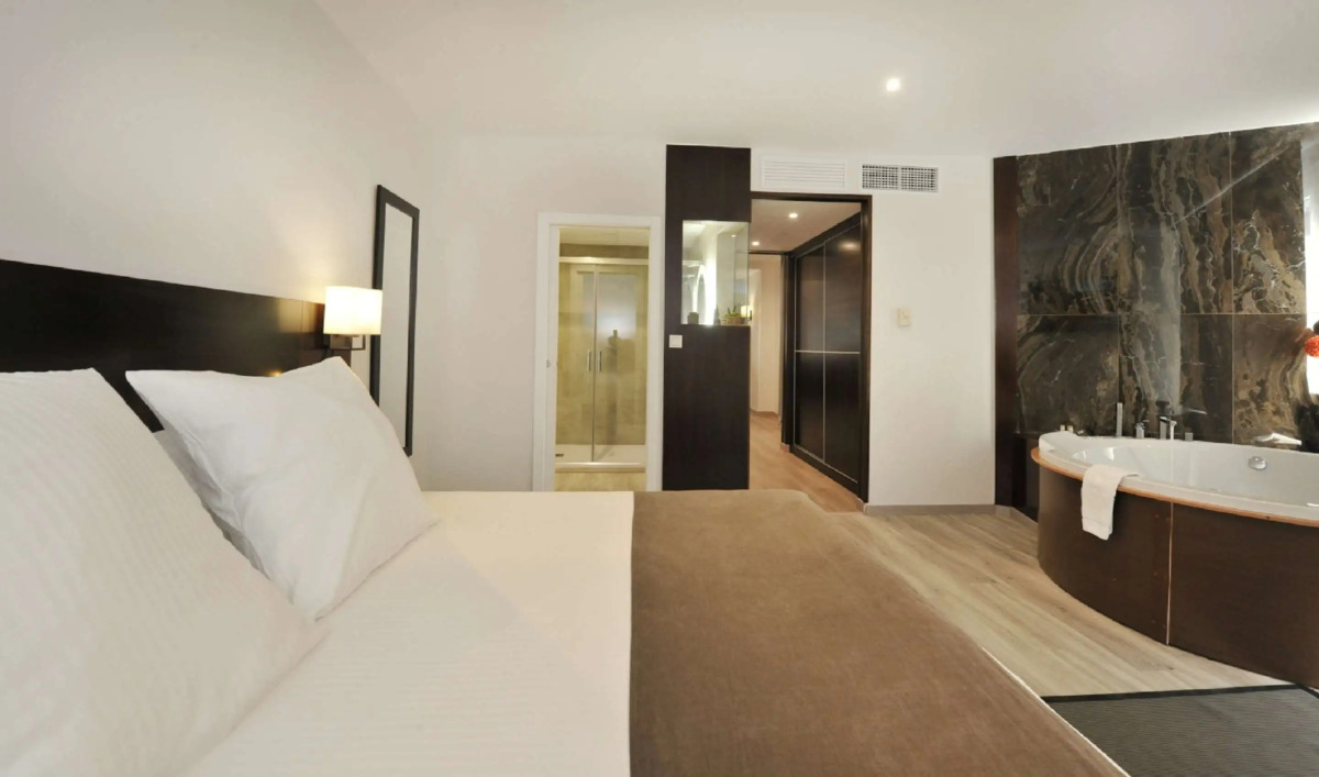 Hotel Salobreña Suites