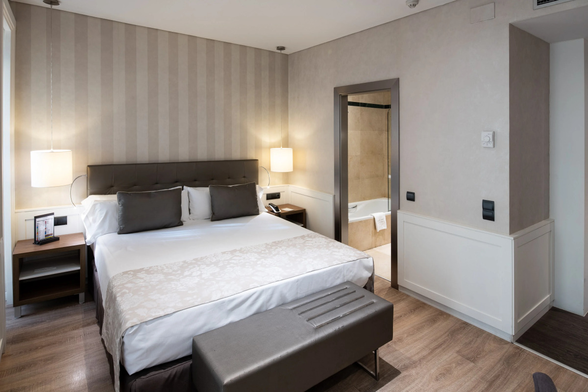 Catalonia Puerta del Sol