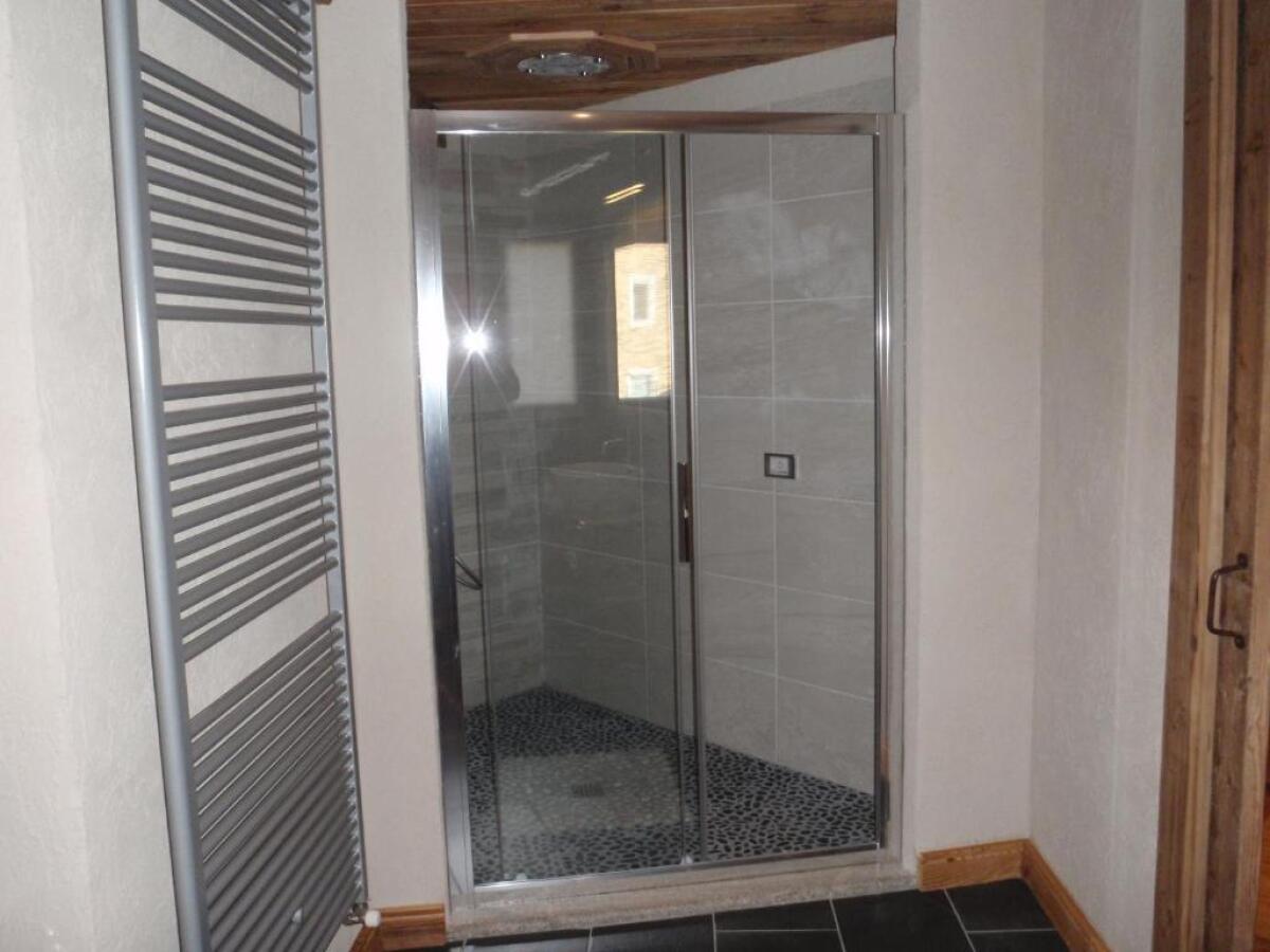 Les Trompeurs Chez Odette