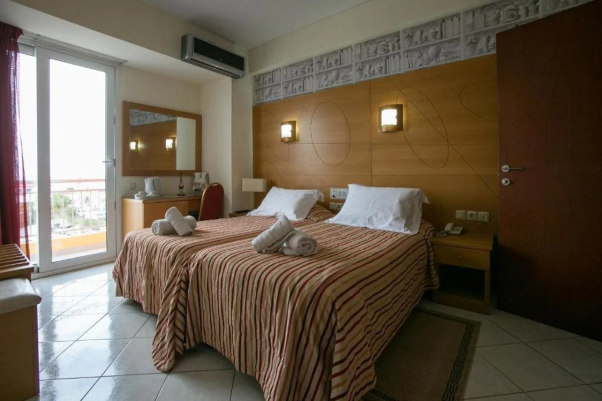 City Life Port Hotel