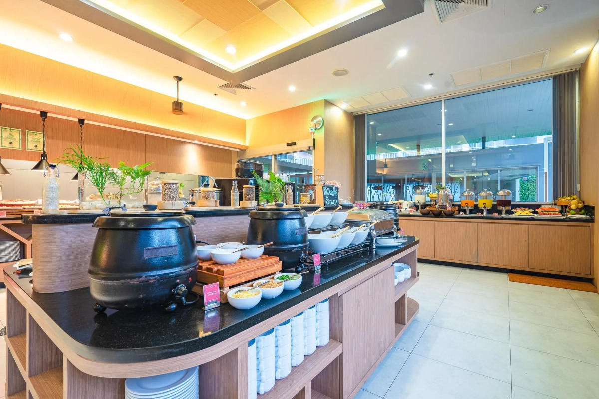 Ramada by Wyndham Phuket Deevana Patong