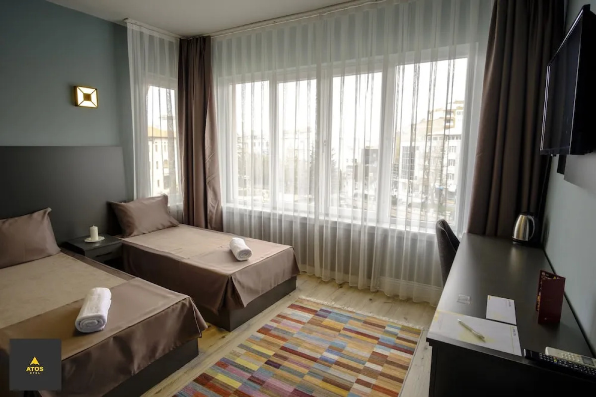 Atos Otel