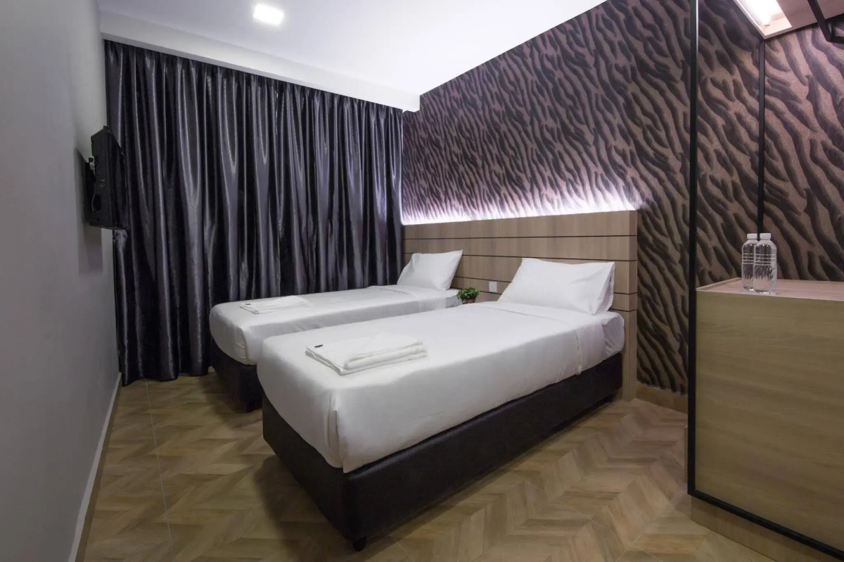 Worldview Grand Hotel