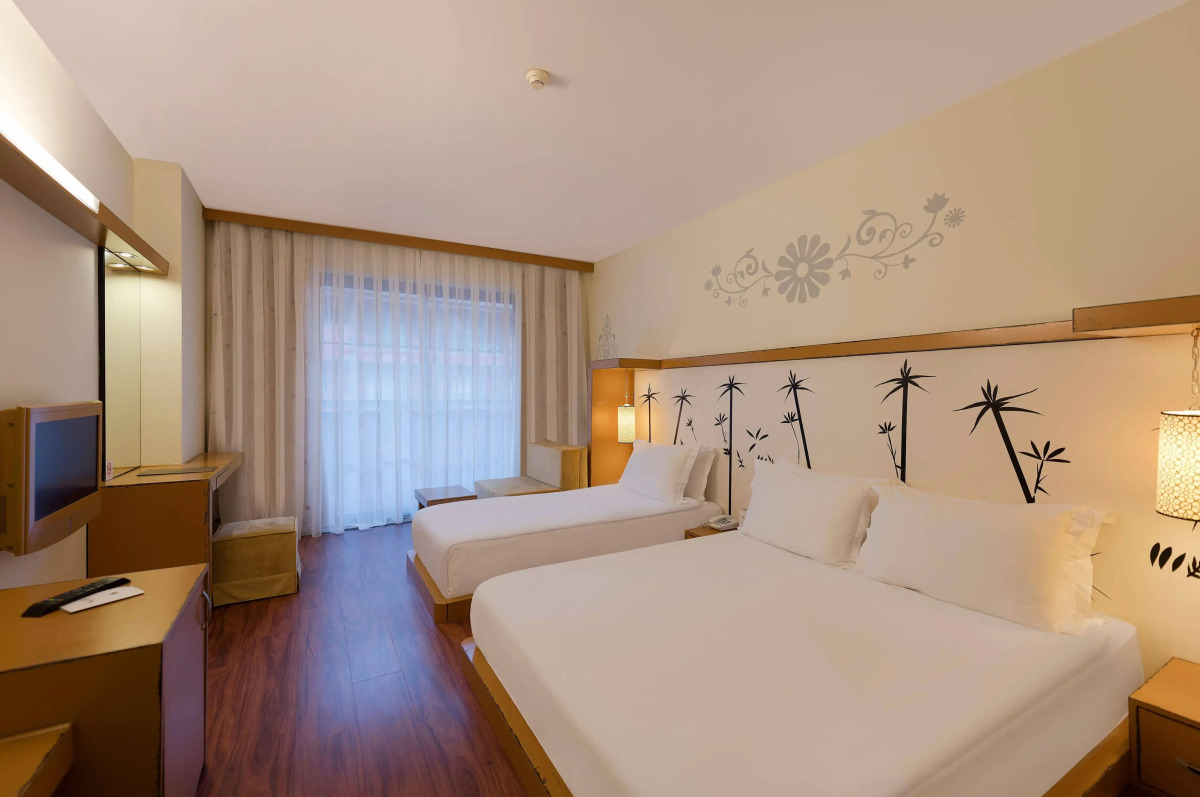 Siam Elegance Hotels & Spa