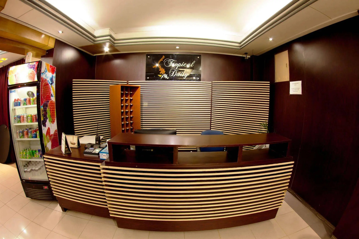 Hotel Tropical Daisy