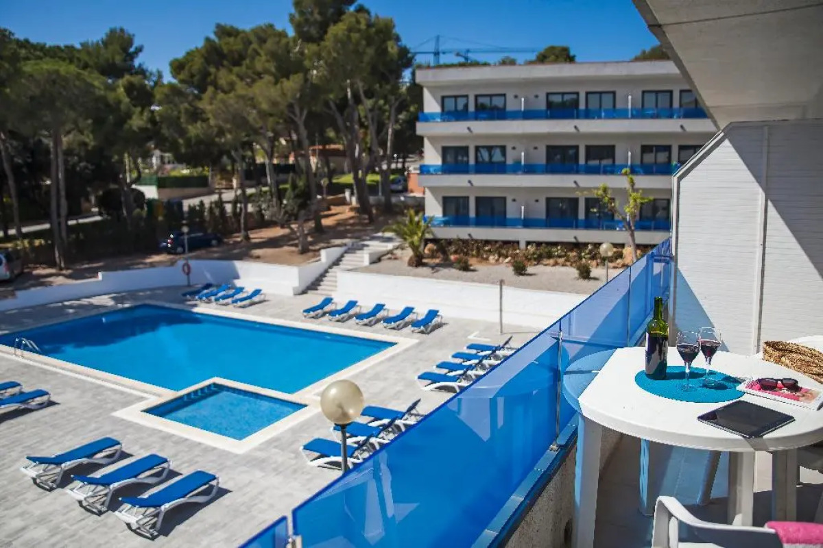 RV Hotels Apartamentos Treumal Park