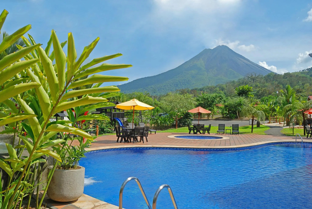 Volcano Lodge Hotel & Thermal Experience