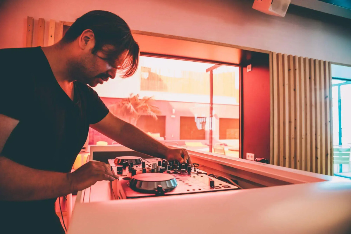 AMISTAT Island Hostel Ibiza - ALBERGUE JUVENIL