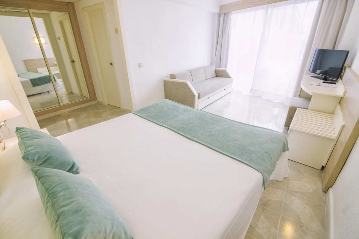 Azuline Hotel Bahamas y Bahamas II