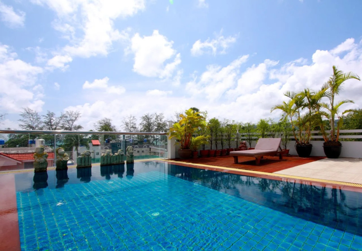 Отель Rayaburi Hotel Patong