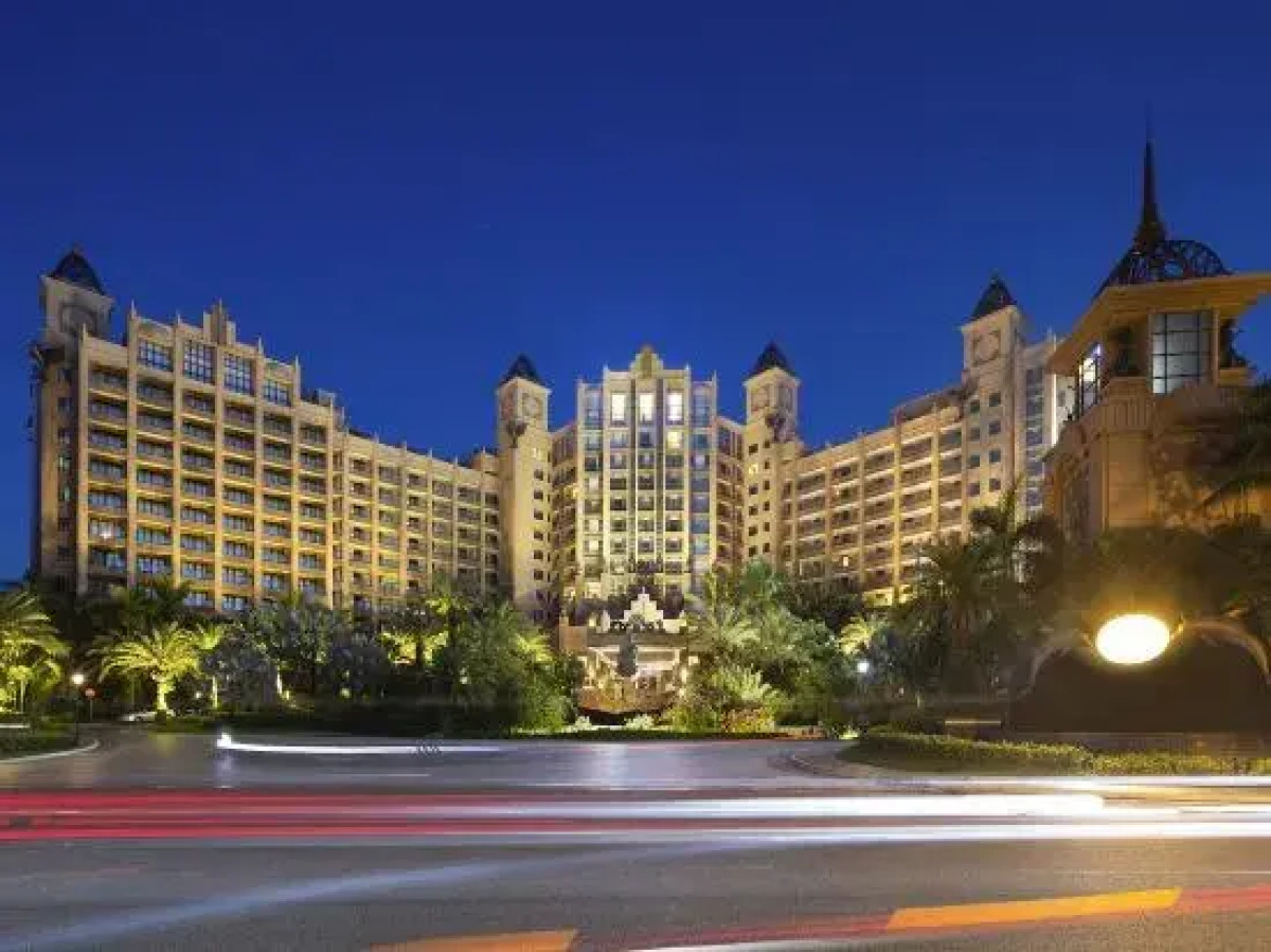 Yihai blue sky apartment (Lingshui Coral Sea store)