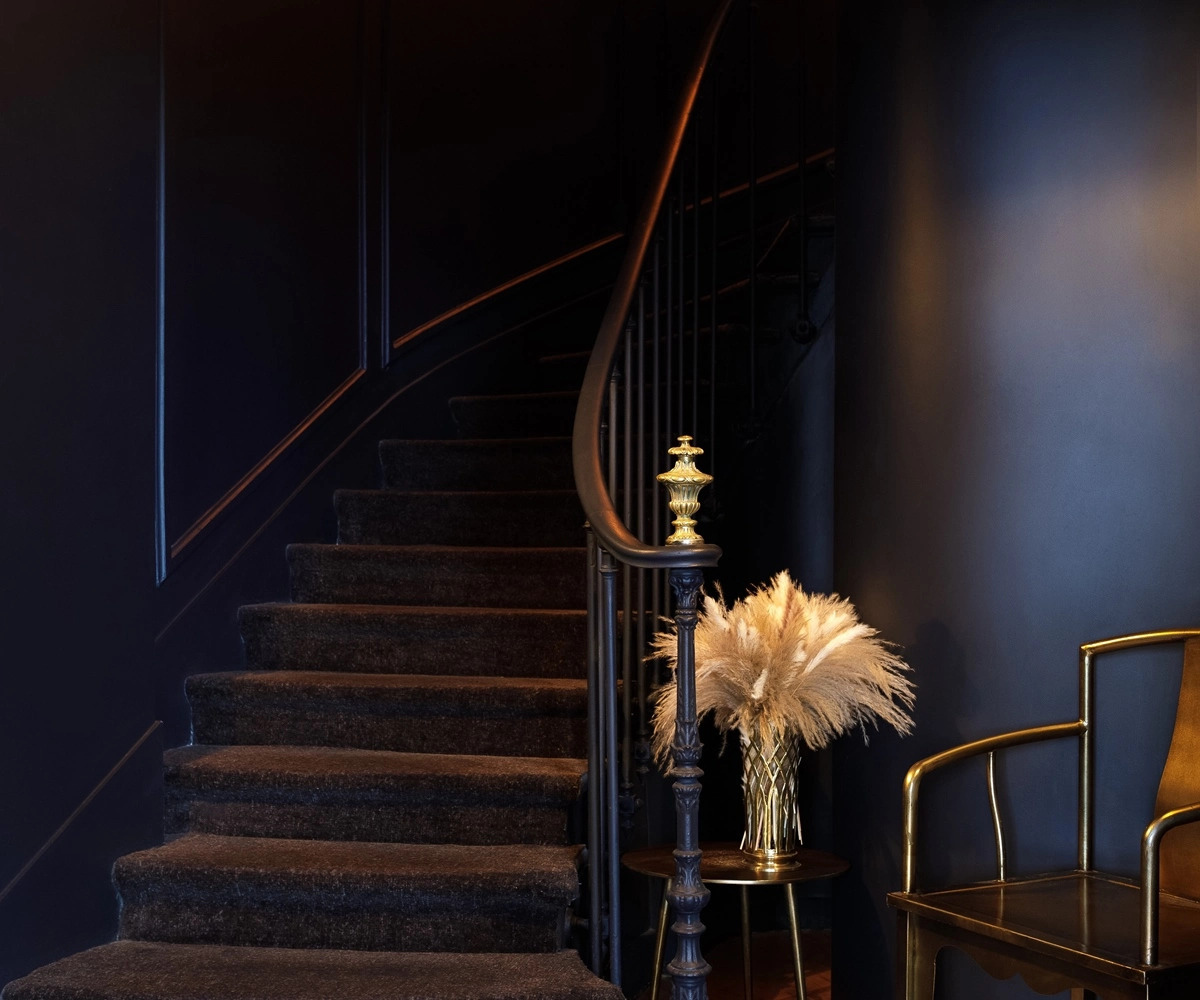 NEWHOTEL REPUBLIQUE (ex Albert's Hotel)