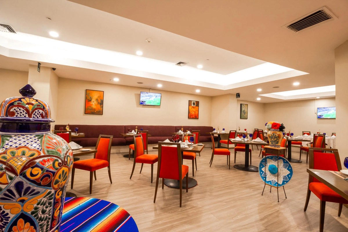 Отель Camino Real Aeropuerto Mexico