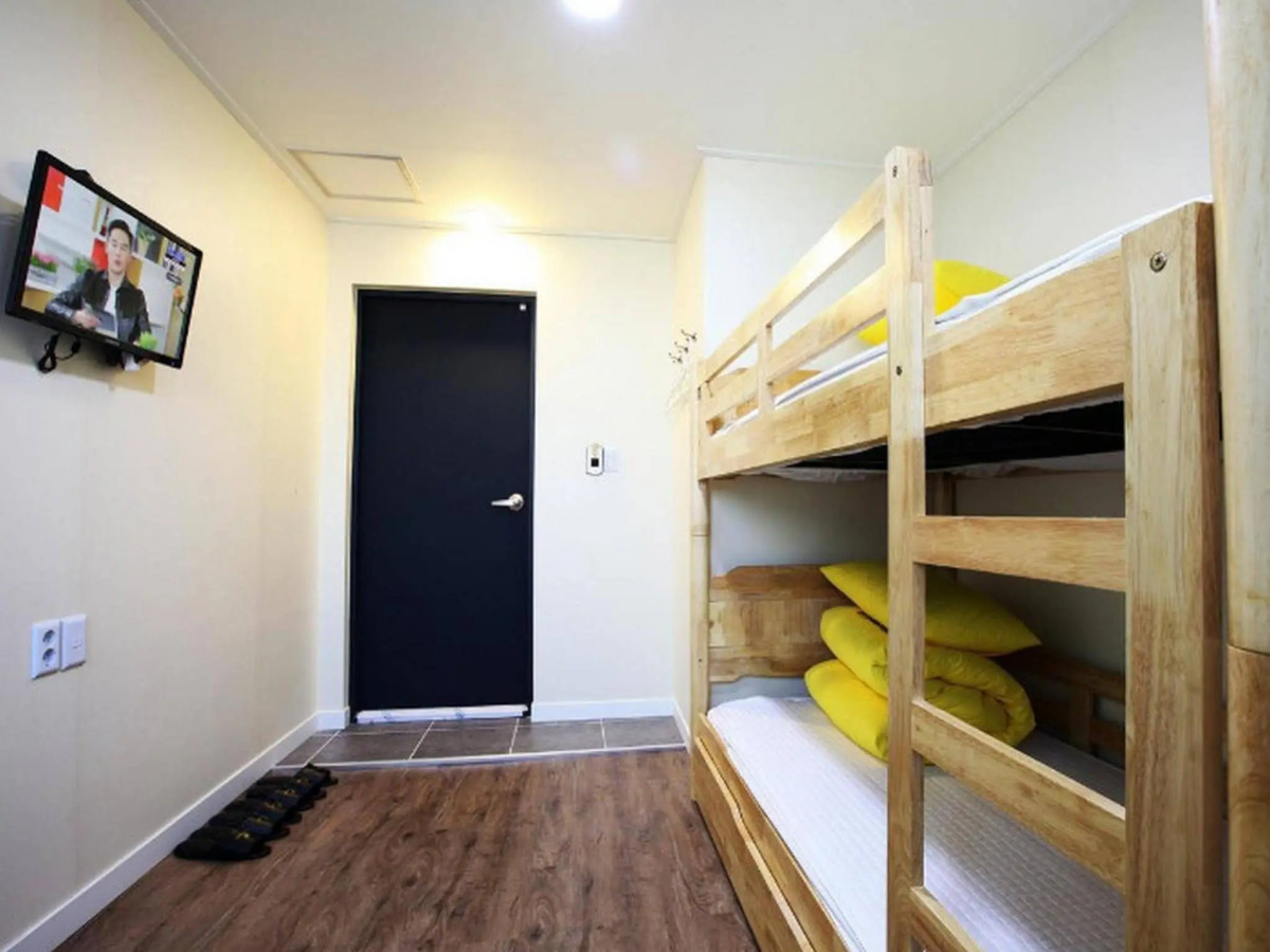 24 Guesthouse Myeongdong Avenue