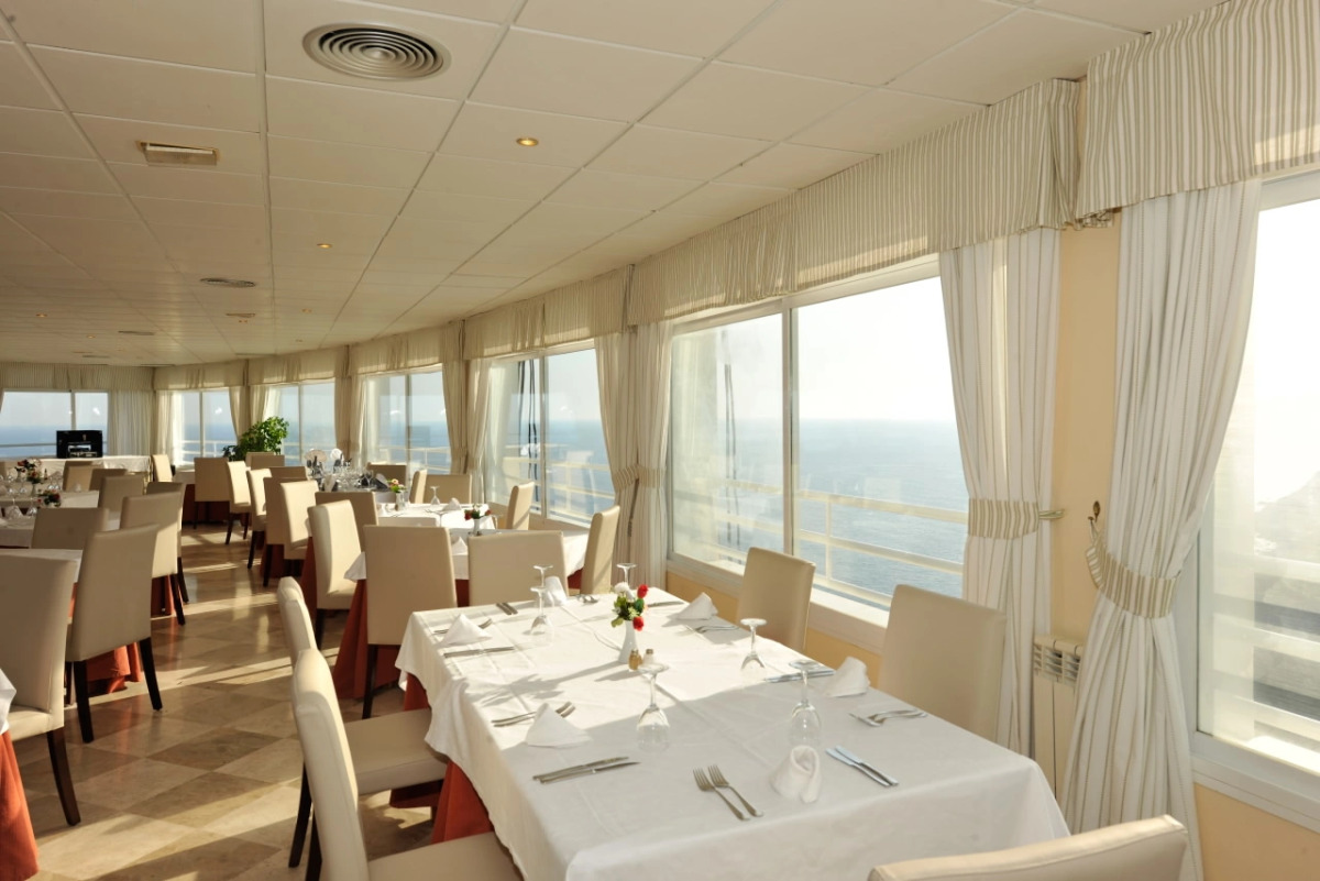 Hotel Salobreña Suites