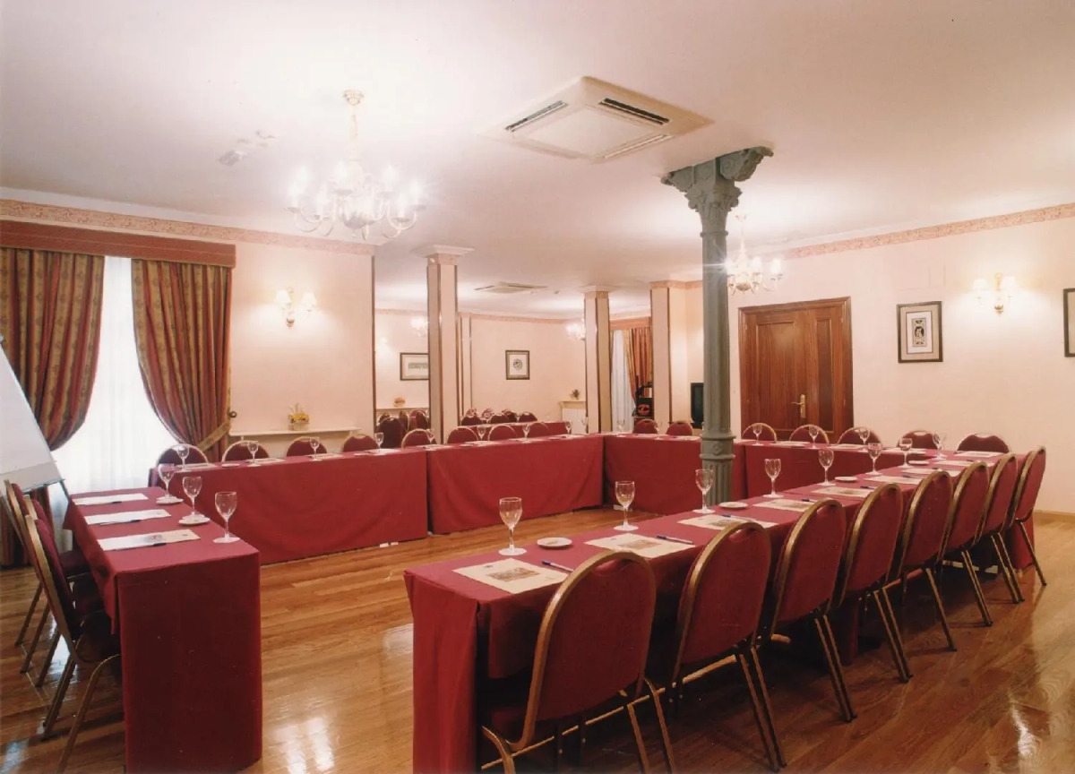 Hotel Infanta Isabel