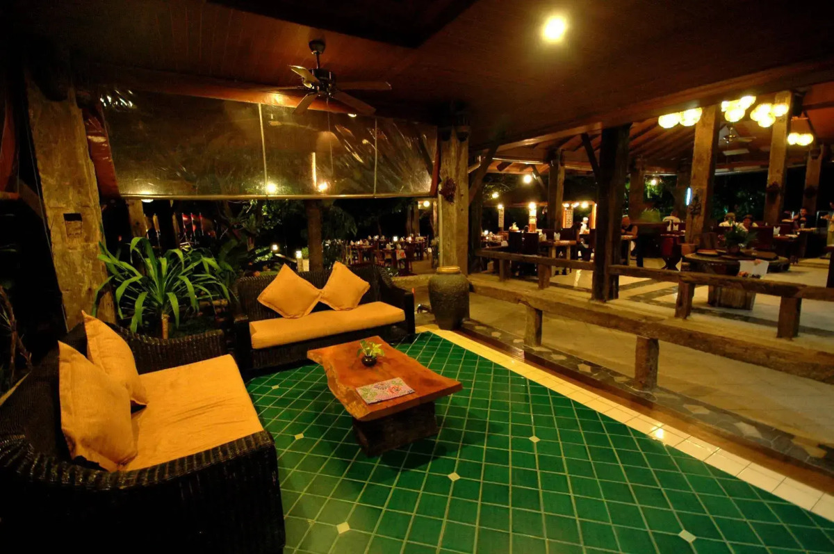 Sunrise Tropical Resort