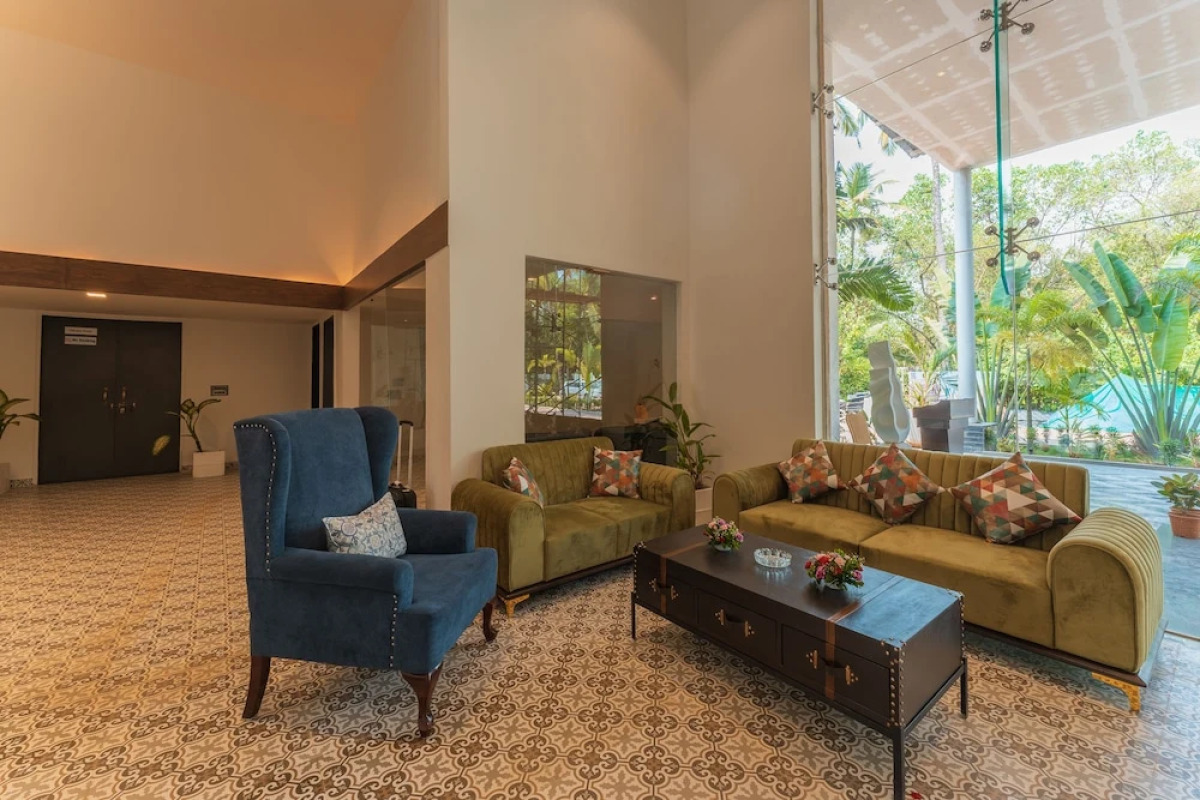 Foxoso La Beach Resort & Spa