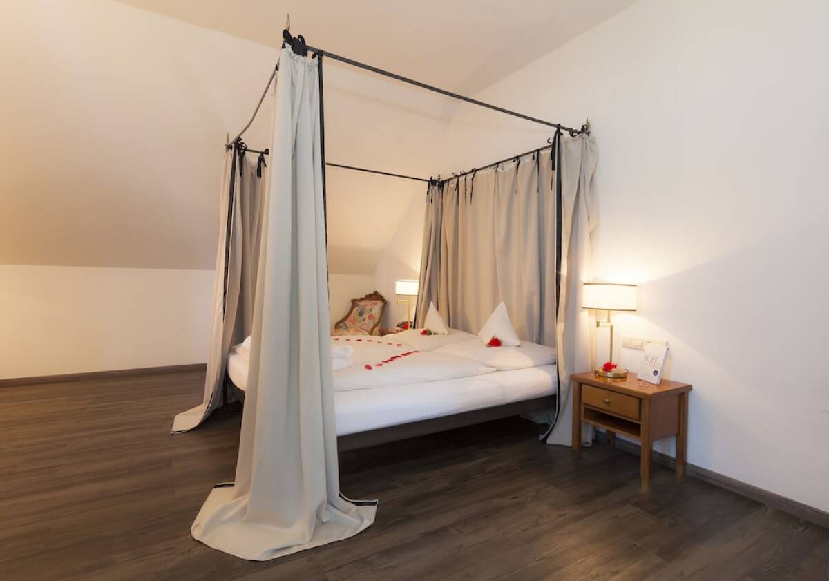 Romantik Hotel Johanniter-Kreuz