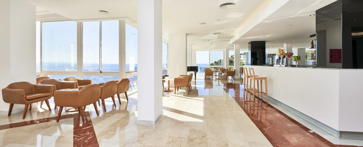 Globales Cala Vinas Adults Only 16+