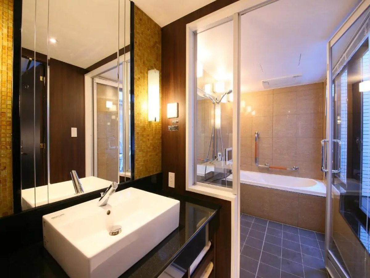 Apa Hotel Ginza Kyobashi Tokyo Eki Yaesu Minamiguchi