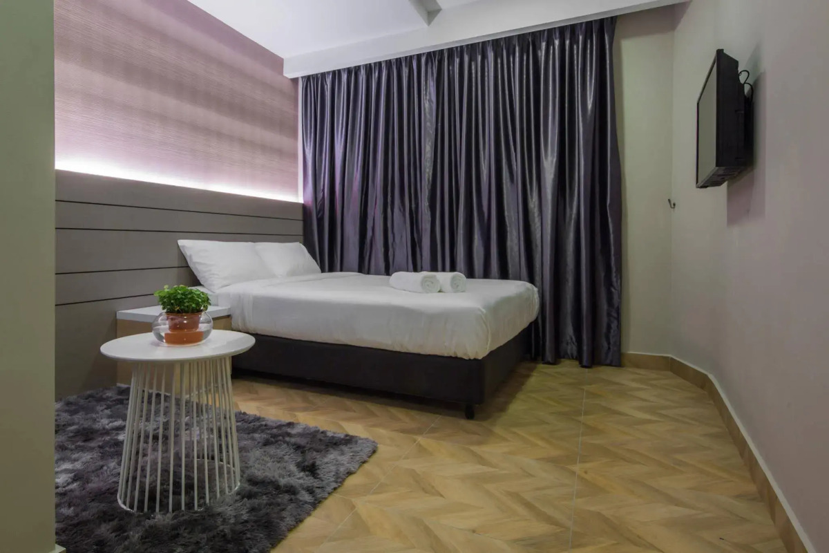 Worldview Grand Hotel