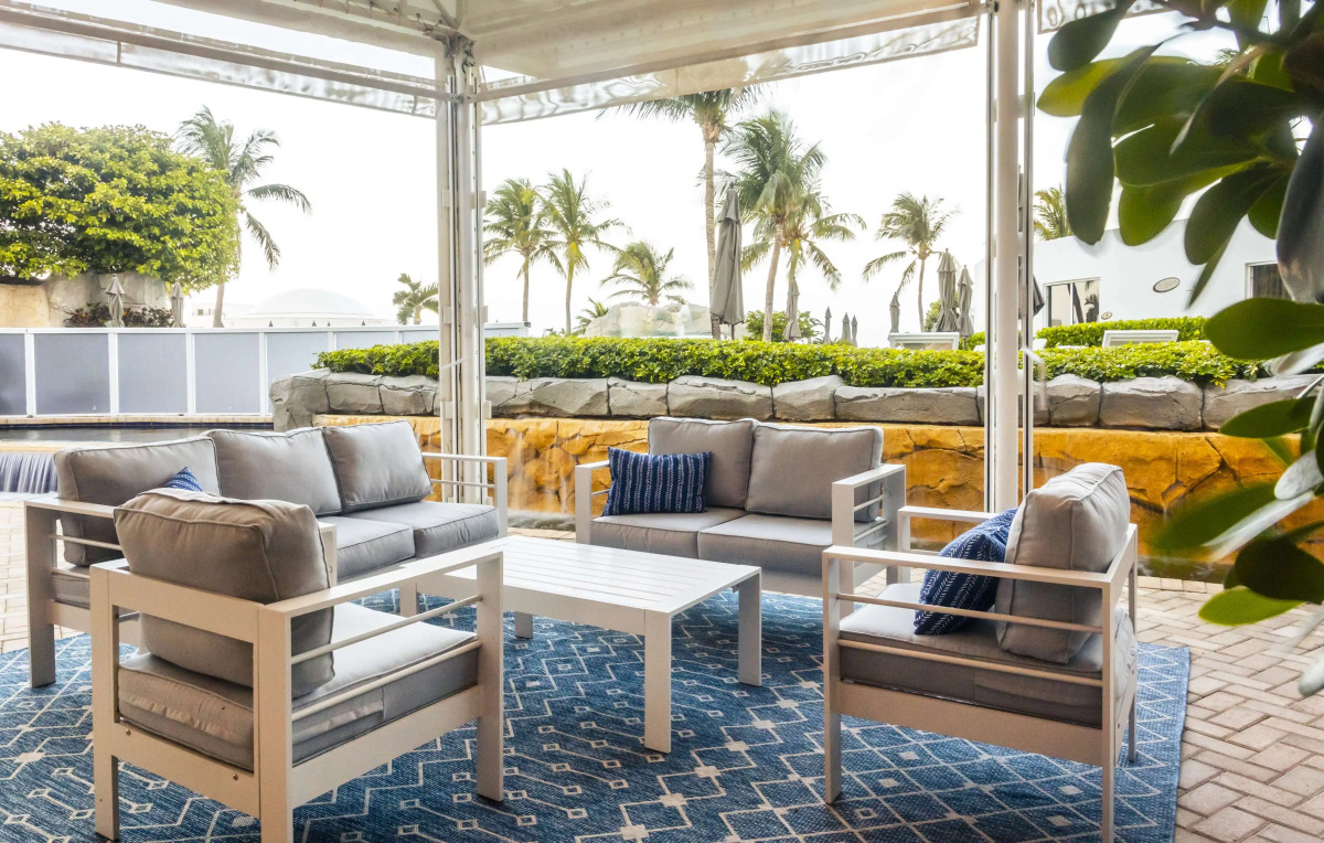 Trump International Beach Resort