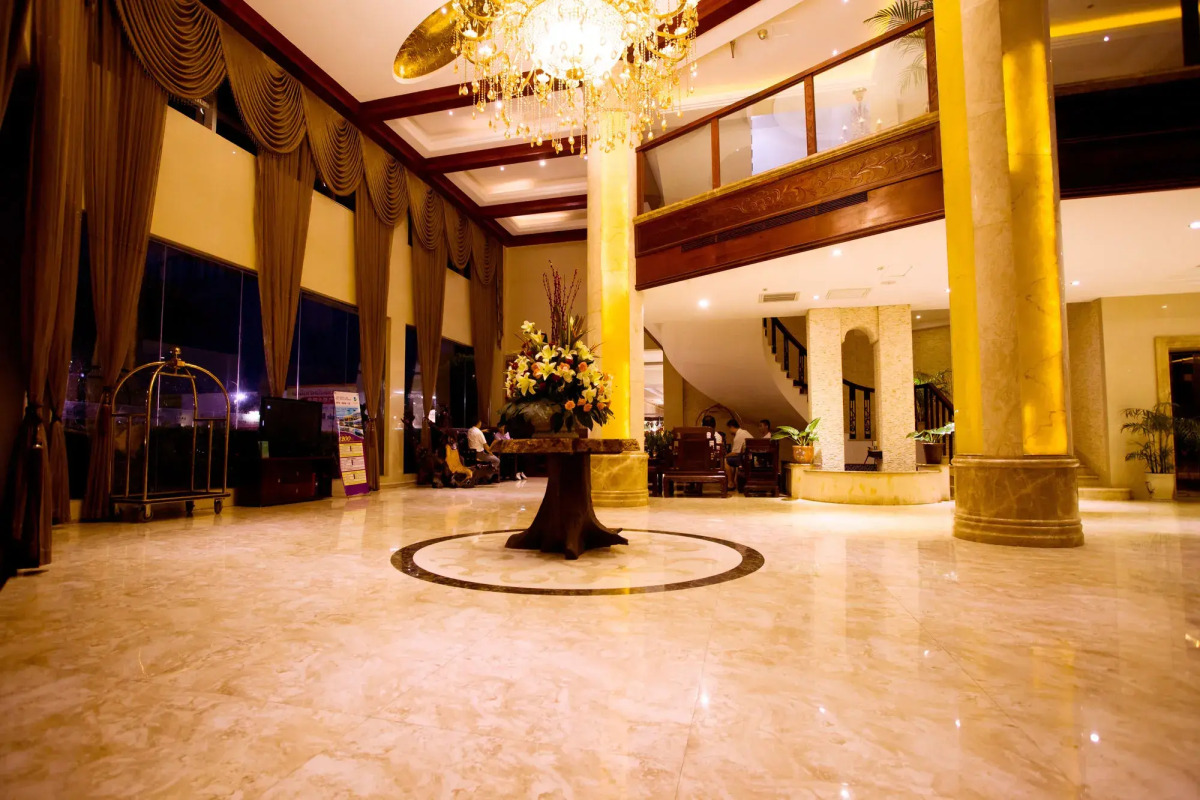 San Jiang Grand Hotel