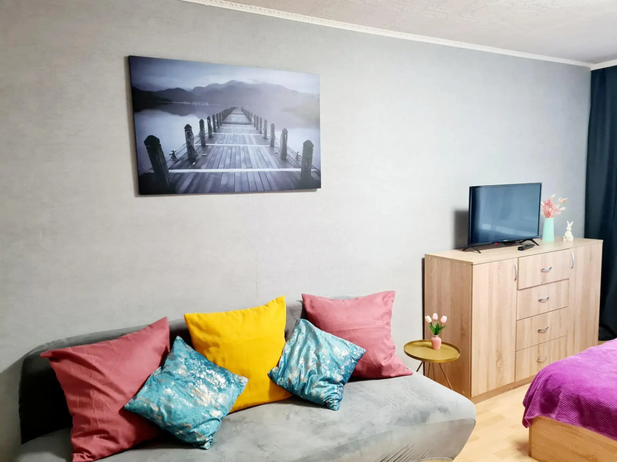 Белые ночи на улице Герцена 106