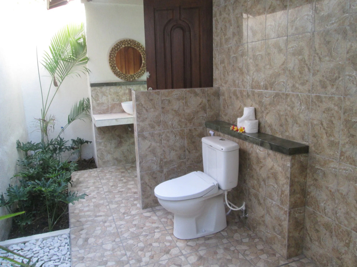 The Tanis Beach Resort Nusa Lembongan