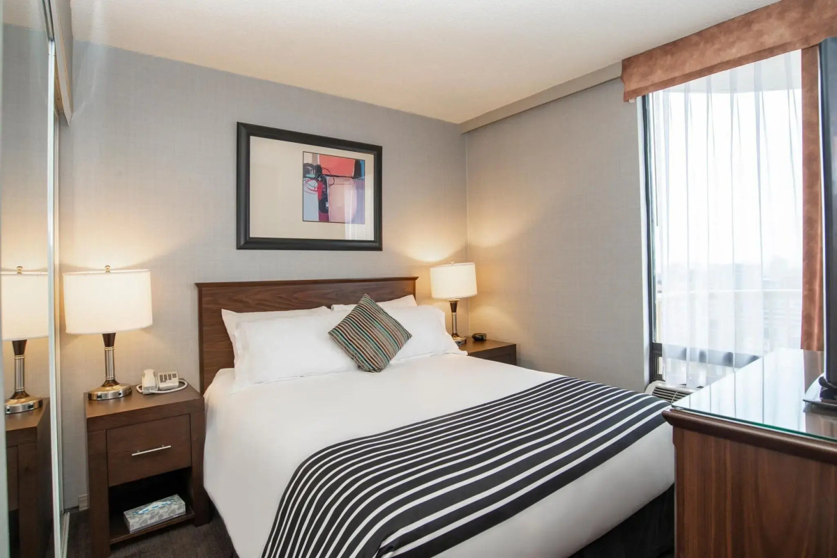 Sandman Suites Vancouver on Davie