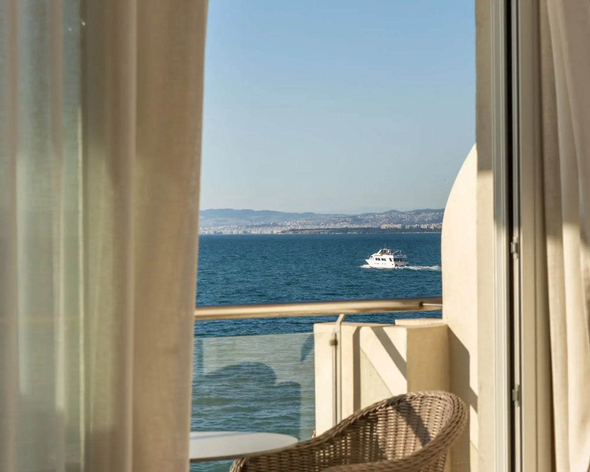 Golden Star City Resort