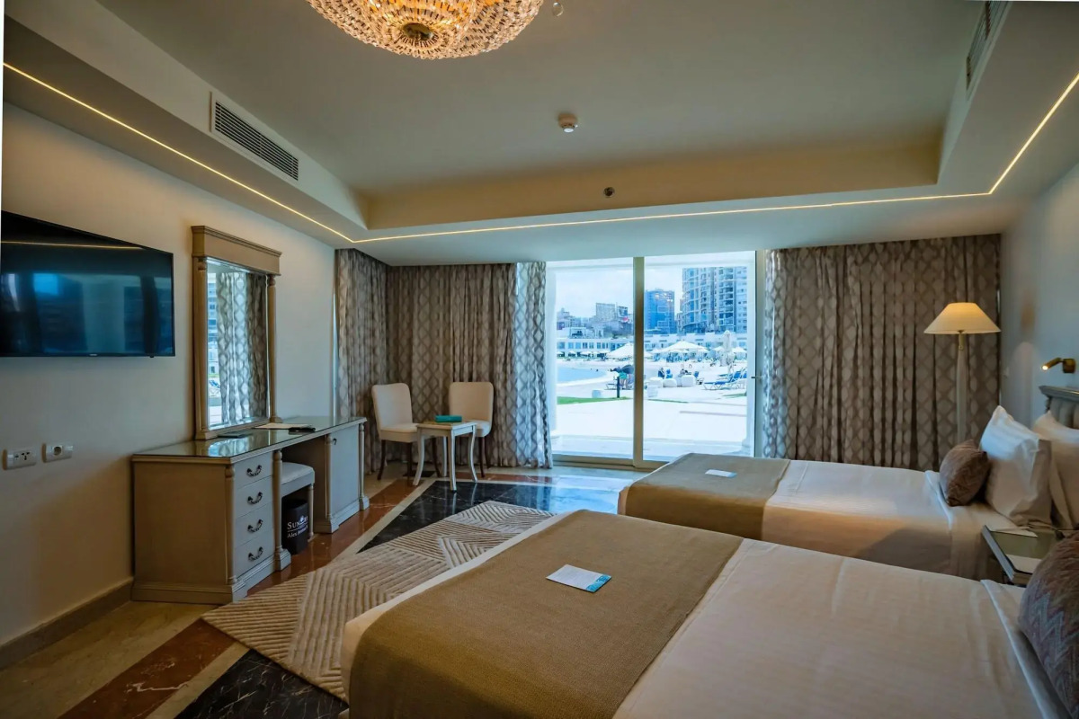 SUNRISE Alex Avenue Hotel