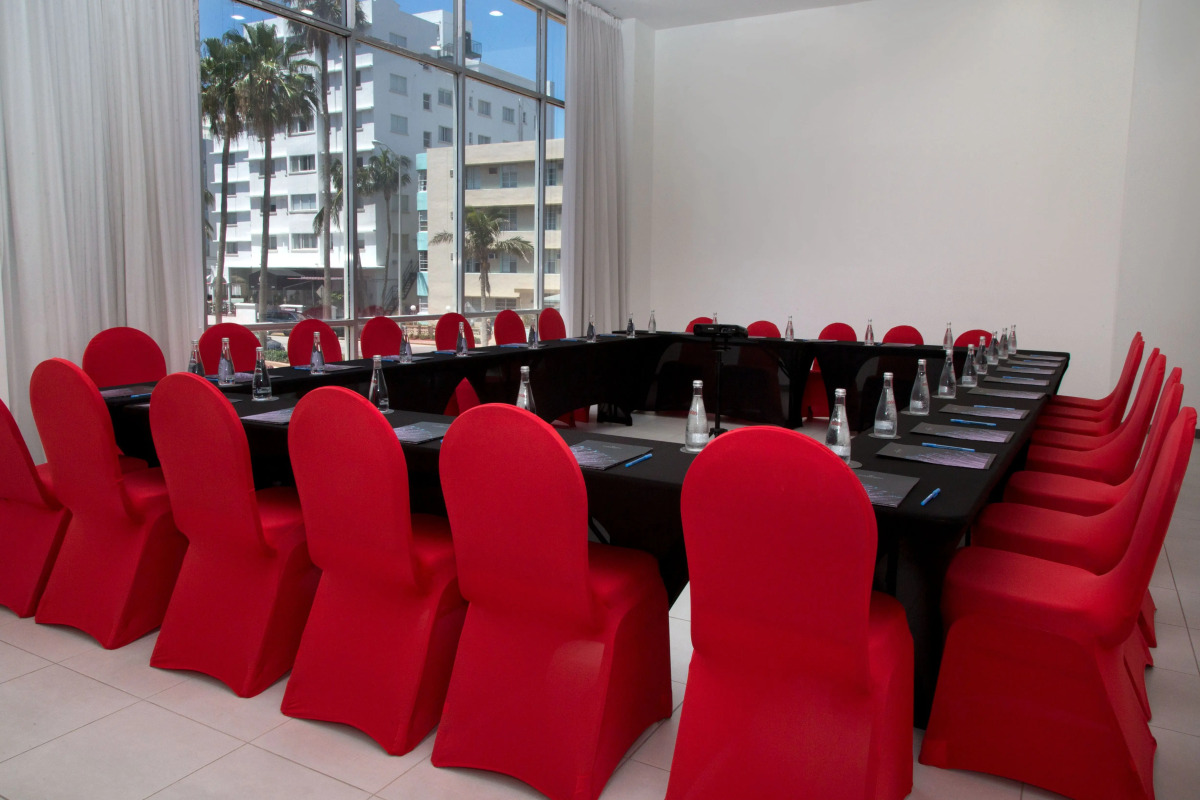 Hotel Riu Plaza Miami Beach